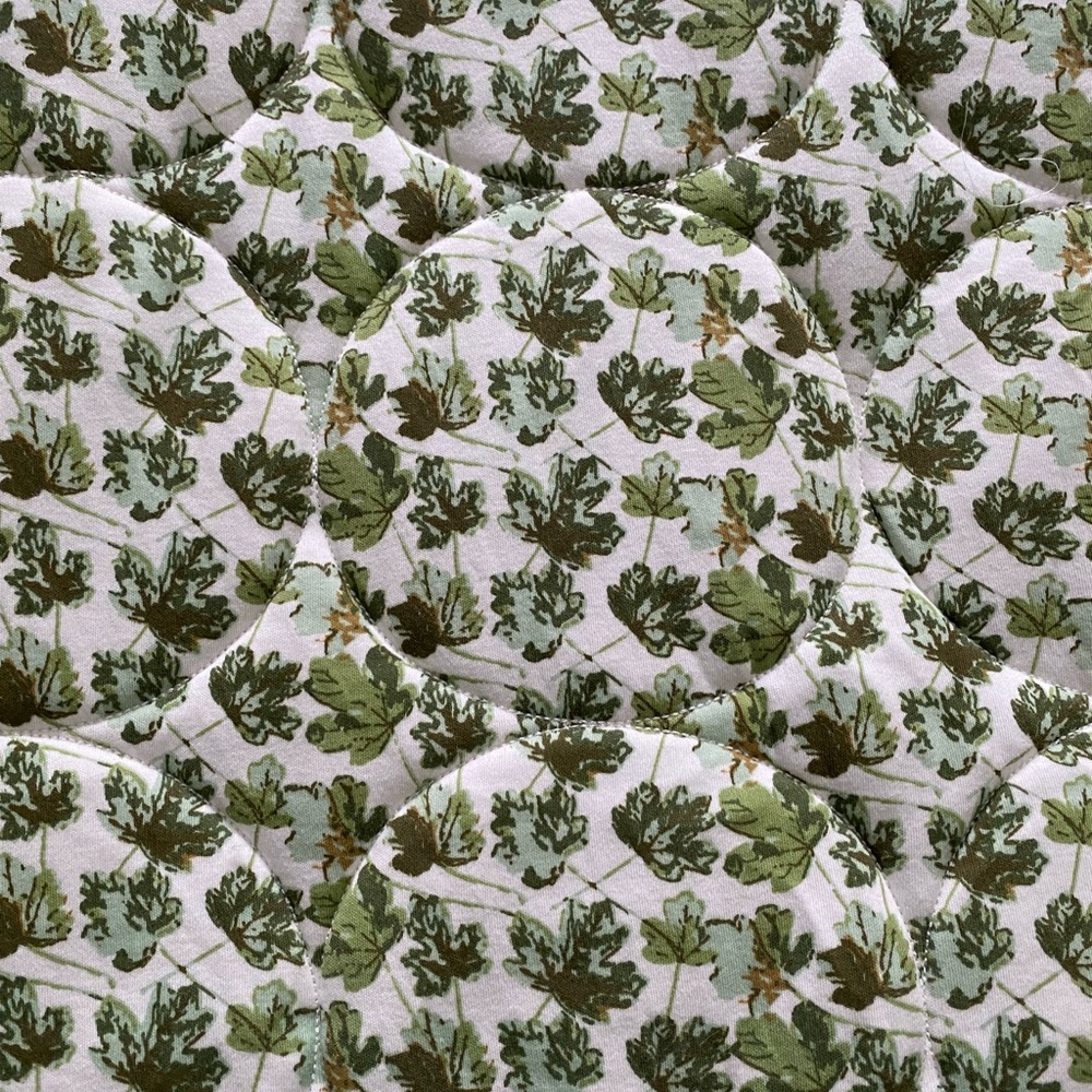 Kate Quinn clover quilt
